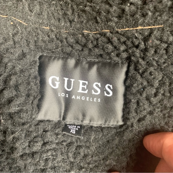 Guess shearling jacket. Xs - Picture 4 of 6